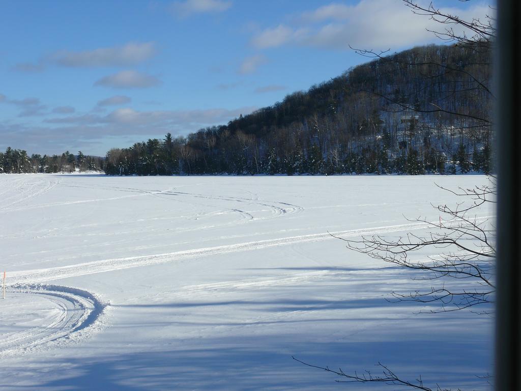 Auberge Du Lac Morency Saint Hippolyte Esterno foto